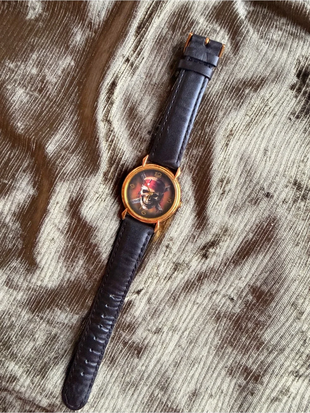 Pirates of the Caribbean Dial Black Leather Strap Men’s Watch